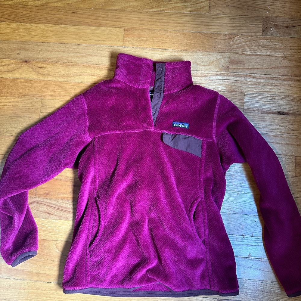 New Patagonia quarter button up